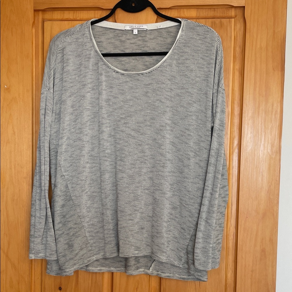 Size S  BELLA LUXX  Cozy Thin Gray Stripes Long Sleeve Top